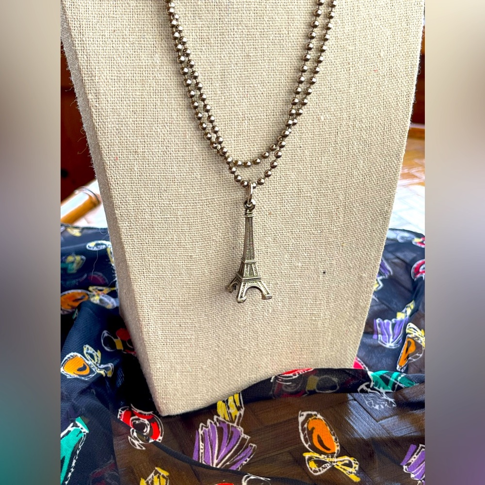 Eiffel Tower necklace, silver tone